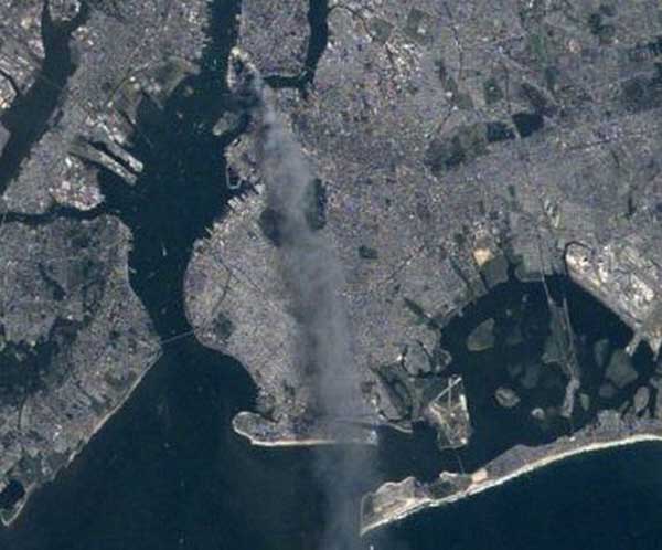 Shiftign winds move the smoke plume into Brooklyn and Long Island. 
